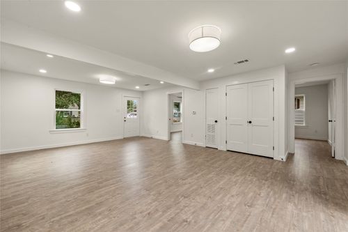 812 Harlem Ave, Waco, TX, 76704-1853 | Card Image