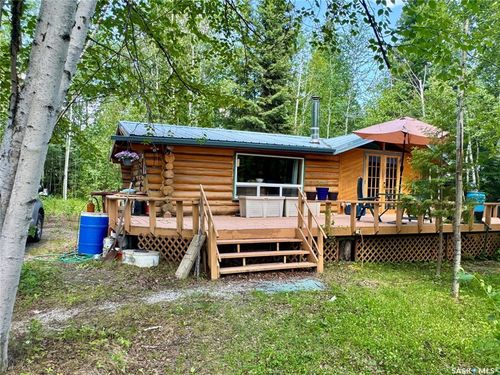 206 Spruce Street, Northern Admin District, SK, S0J1L0 | Card Image