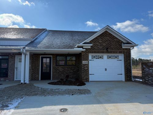 26428 Breakers Cir, Athens, AL, 35613-2942 | Card Image