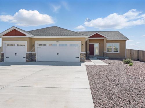 1382 N Ladonia Dr, Pueblo, CO, 81007-1390 | Card Image