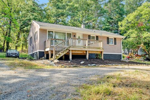2112 Gate Rd, Christiansburg, VA, 24073-6268 | Card Image
