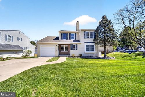 9331 Oak White Rd, Nottingham, MD, 21236-4726 | Card Image