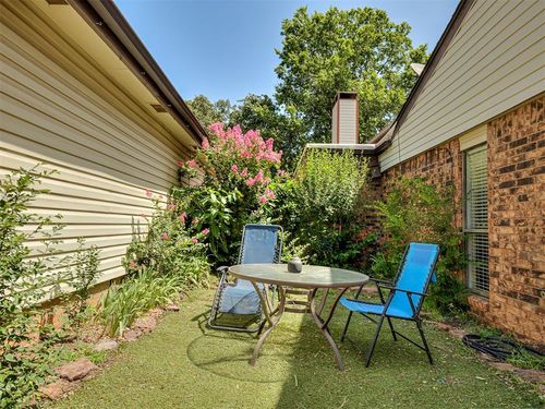 426 Sundance Ln, Edmond, OK, 73034-3116 | Card Image