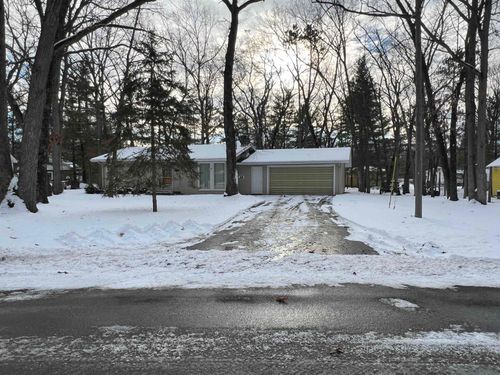 3665 Little Island Dr, National City, MI, 48748-9540 | Card Image