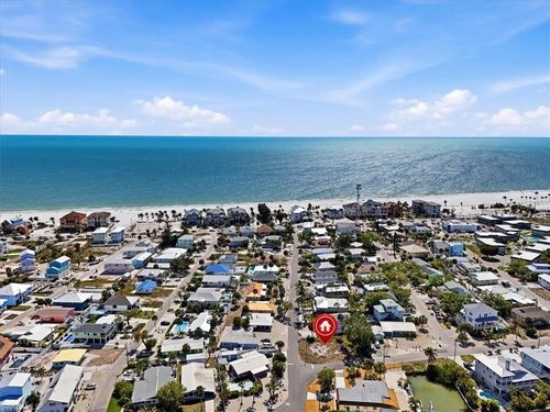 245 Madison Ct, FORT MYERS BEACH, FL, 33931-3621 | Card Image