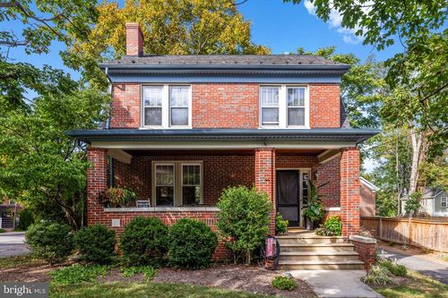 420 W Cork St, Winchester, VA, 22601-3813 | Card Image