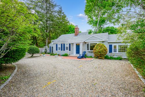 244 Craigville Beach Rd, Hyannis, MA, 02601-4111 | Card Image