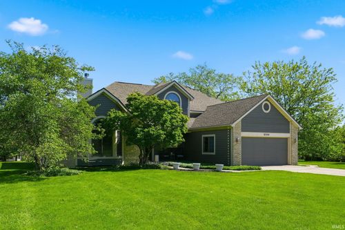 2705 Riveroak Dr, Fort Wayne, IN, 46825-7125 | Card Image