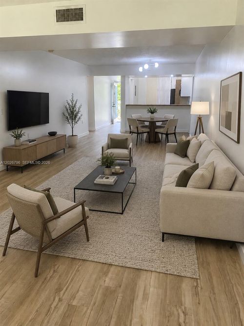 304-1705 Whitehall Dr, Davie, FL, 33324 | Card Image