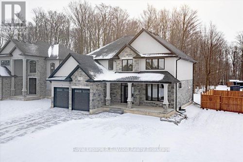 61 Sunview Dr, Norwich, ON, N0J1P0 | Card Image
