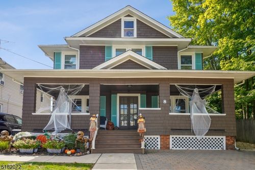 2-8 Oak Grove Rd, Caldwell, NJ, 07006-6006 | Card Image