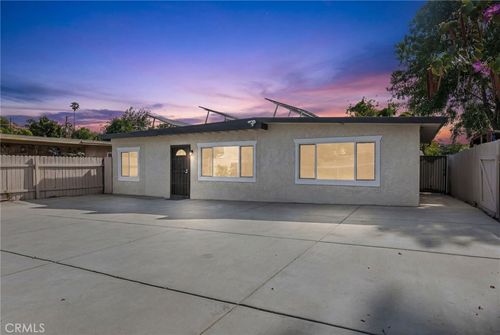 19300 Ambassador Ave, Corona, CA, 92881-3766 | Card Image