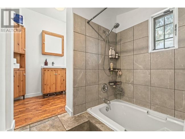 756 Cawston Ave, House other with 2 bedrooms, 1 bathrooms and 4 parking in Kelowna BC | Image 25