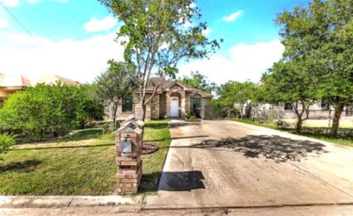 2037 Diaz Ave, McAllen, TX, 78503-5622 | Card Image