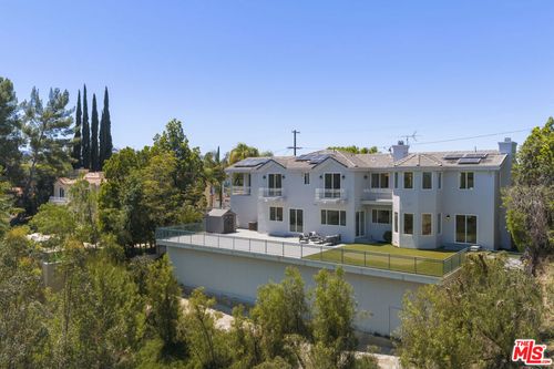 4726 San Sebastian Drive, Woodland Hills, CA, 91364 | Card Image