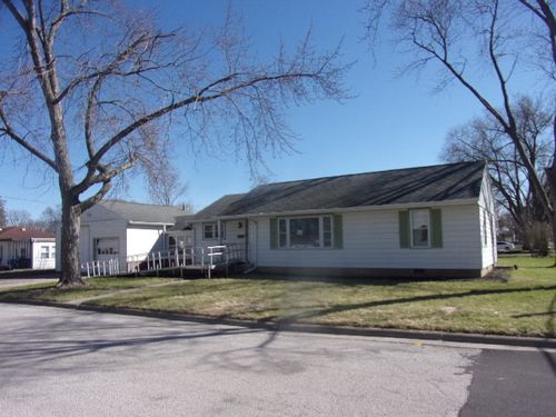 130 W Murphy St, Pontiac, IL, 61764-2650 | Card Image