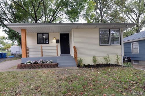 1129 Spring Ave, Saint Charles, MO, 63301-2228 | Card Image