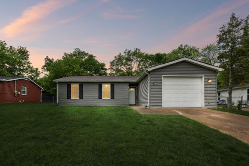 809 Fawn Ln, Madison, TN, 37115-4213 | Card Image