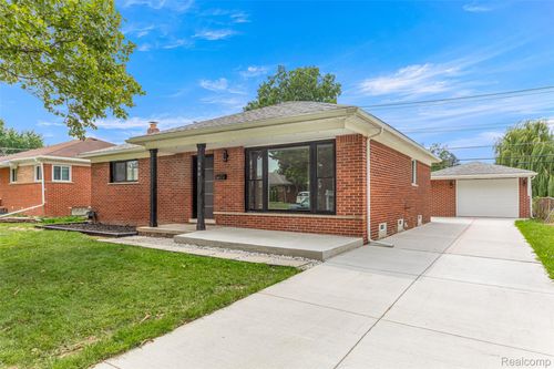6981 Amboy St, Dearborn Heights, MI, 48127-1993 | Card Image