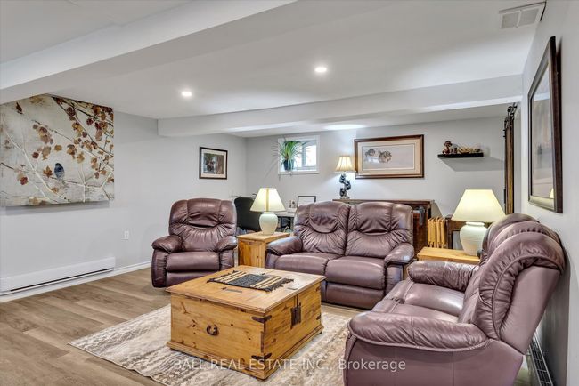 851 Kimberly Dr, House other with 3 bedrooms, 3 bathrooms and 8 parking in Ennismore ON | Image 31