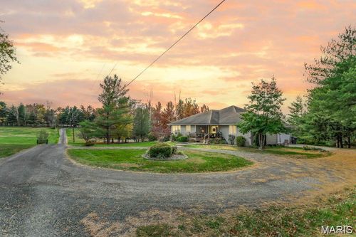 6409 Sunny Ln, Bethalto, IL, 62010-2237 | Card Image