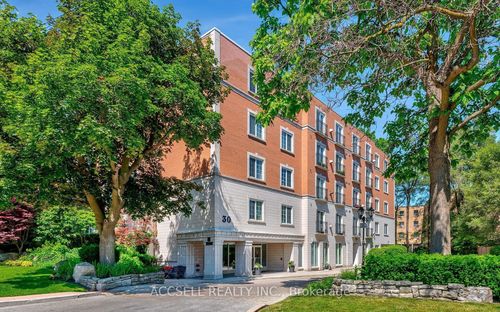 304-30 Anglesey Blvd, Etobicoke, ON, M9A3B5 | Card Image