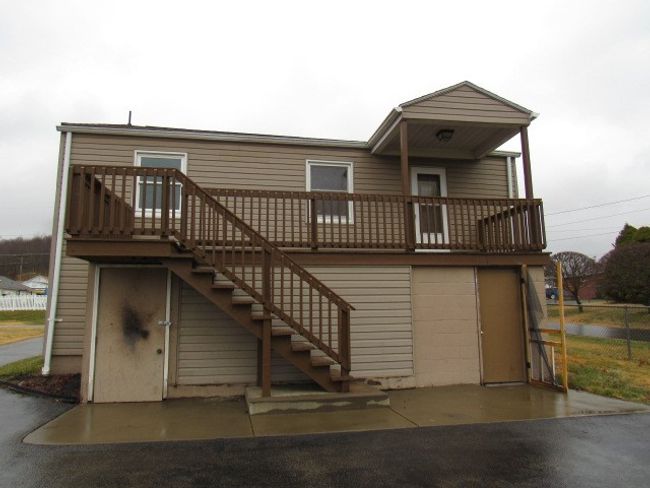 231 Sangston Ave, House other with 3 bedrooms, 1 bathrooms and 2 parking in Masontown PA | Image 4
