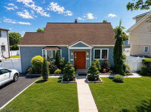 131 Long Hill Dr, Clifton, NJ, 07013-2322 | Card Image