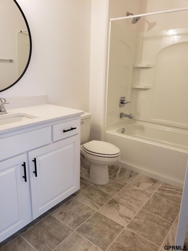 5408 N 190 Th Ave, House other with 3 bedrooms, 2 bathrooms and 3 parking in Elkhorn NE | Image 19