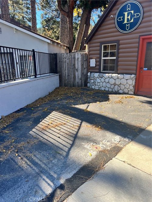 23775 Lake Drive, Crestline, CA, 92325 | Card Image