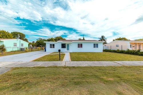 3331 Nw 177th Ter, Miami Gardens, FL, 33056-3952 | Card Image