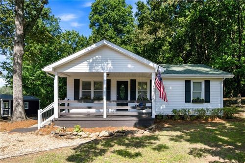 467 Sanders St, CLARKESVILLE, GA, 30523-3938 | Card Image