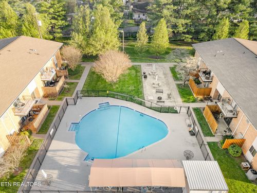 a-5-3104 N Broadway St, Knoxville, TN, 37917-3251 | Card Image