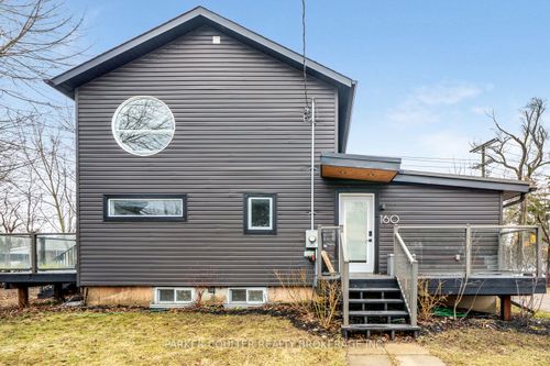 160 Duckworth St, Barrie, ON, L4M3W4 | Card Image