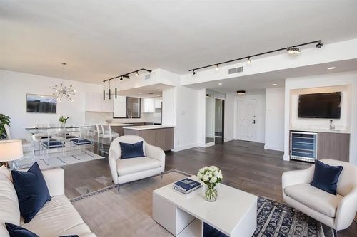 unit-1106-49 Briar Hollow Ln, Houston, TX, 77027-9309 | Card Image