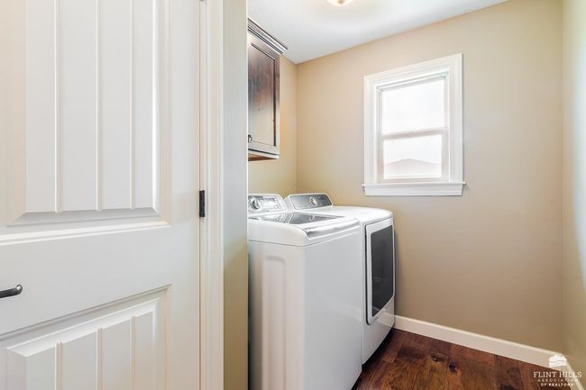 5630 Edgewater Rd, House other with 3 bedrooms, 2 bathrooms and null parking in Wamego KS | Image 9