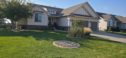3225 N Judith St, Wichita, KS, 67205-7391 | Card Image