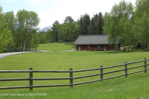 278 Dell Creek Rd, Alpine, WY, 83128 | Card Image