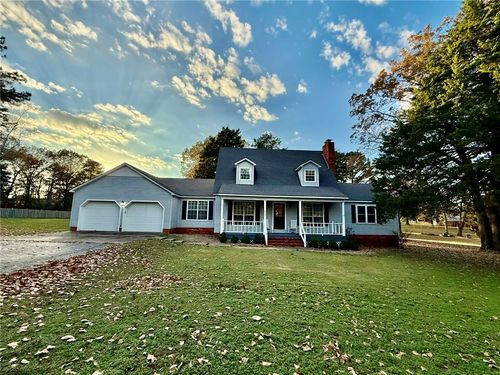 951 Bowen Estates Rd, Russellville, AR, 72802-2322 | Card Image