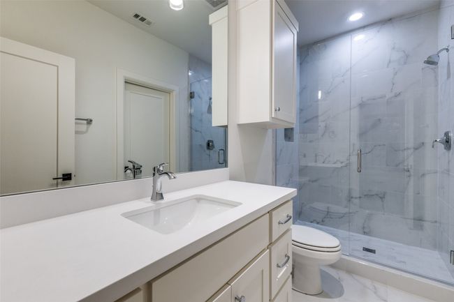 Ensuite Bath | Image 33