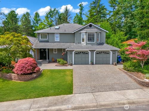 12903 176th Pl Ne, Redmond, WA, 98052-1126 | Card Image
