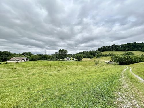 117 Cornersville Access Rd, Cornersville, TN, 37047-7062 | Card Image