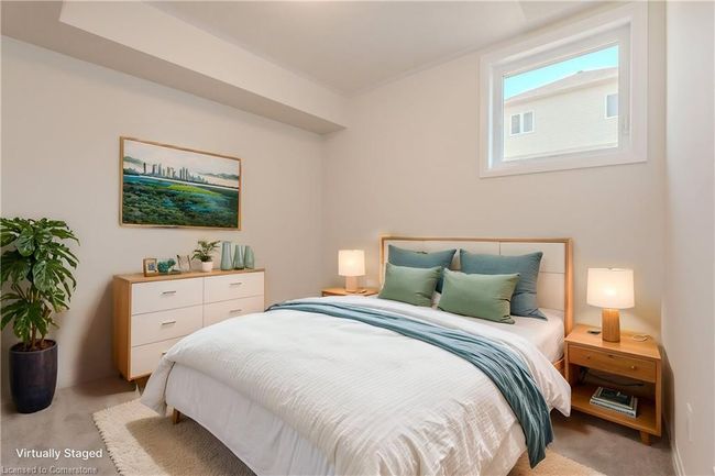 D057 - 142 Foamflower Pl, Townhouse with 3 bedrooms, 2 bathrooms and 1 parking in Waterloo ON | Image 4