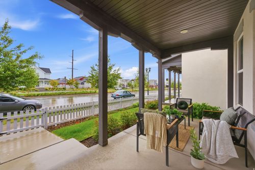 6429 W South Jordan Pkwy, South Jordan, UT, 84009-1645 | Card Image