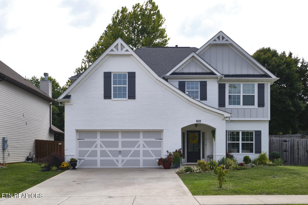 Festival Ln, Knoxville, TN 37923