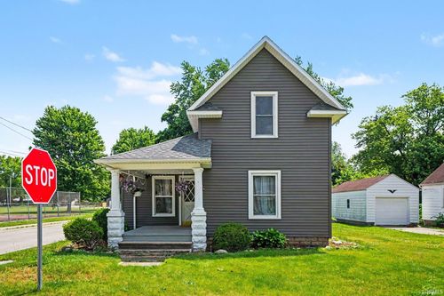 68250 Butler St, New Paris, IN, 46553-7704 | Card Image
