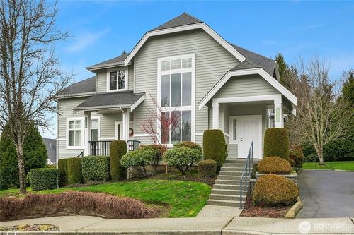 unit-b-6731 161st Ave Se, Bellevue, WA, 98006-5698 | Card Image
