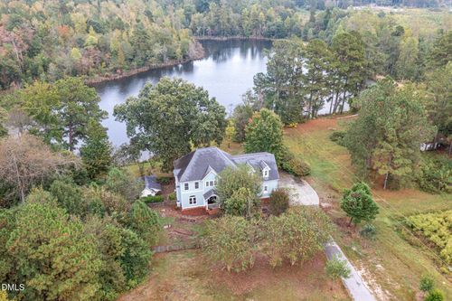 9261 Blackley Lake Rd, Wake Forest, NC, 27587-8196 | Card Image