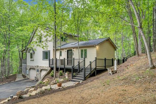 290 Silver Shadow Rd, Hardy, VA, 24101-6058 | Card Image