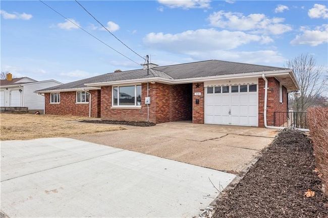 1545 Shrader Ave, House other with 3 bedrooms, 2 bathrooms and null parking in Monessen PA | Image 4
